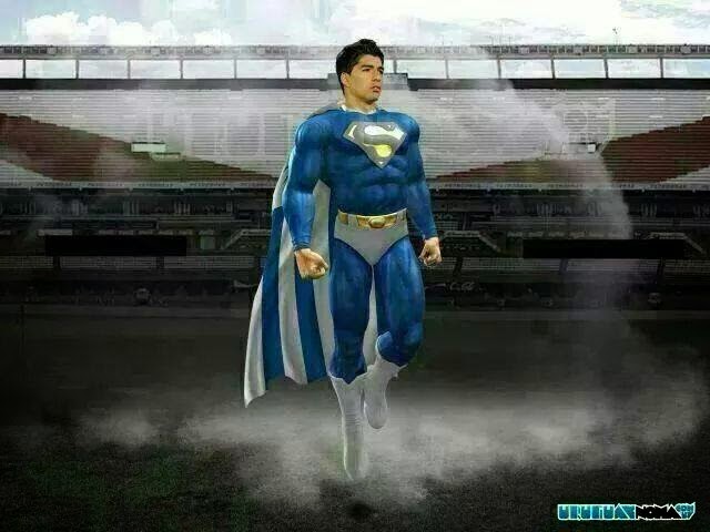 luis suarez superman Los mejores chistes y memes de Uruguay-Inglaterra: Mundial Brasil