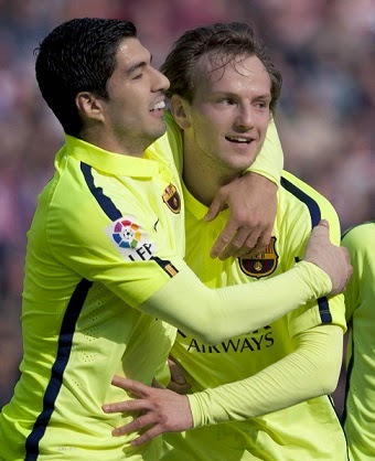 barcelona-granada-2015-suarez-rakitic