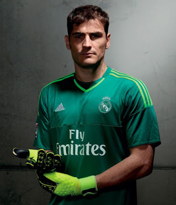 Iker casillas La nueva camiseta del Real Madrid: Temporada 2015-2016
