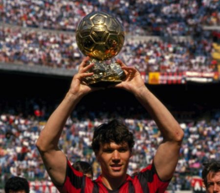 Marco van Basten Balón de Oro 1988, 1989, 1992