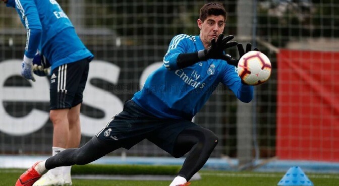 ENTRENAMIENTO COURTOIS REAL MADRID