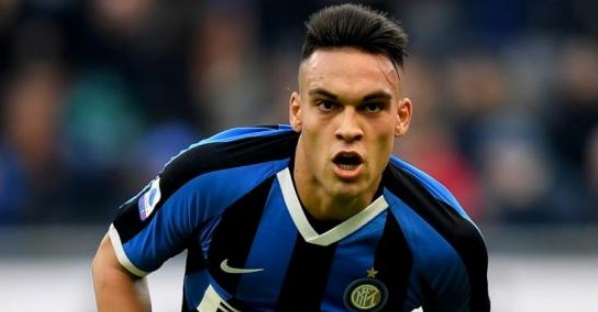 lautaro martinez jugador de futbol argentino
