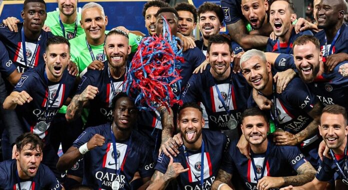 Messi conquista su título 41 e iguala a Romario en su récord goleador Messi conquista su título 41 e iguala a Romario en su récord goleador